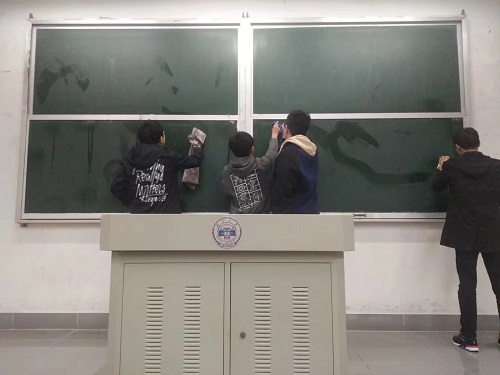 m1521388657896342.jpeg 1521378283361.jpeg